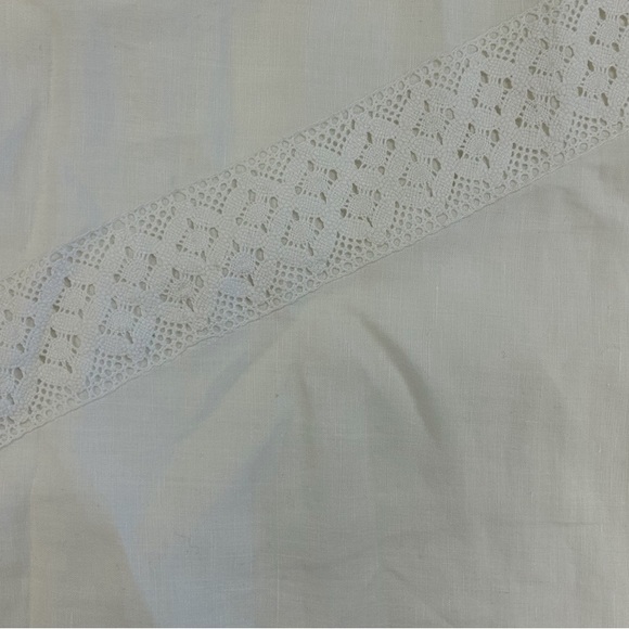 Linen Skirt With Lace Design | Size 16 - Picture 3 of 6